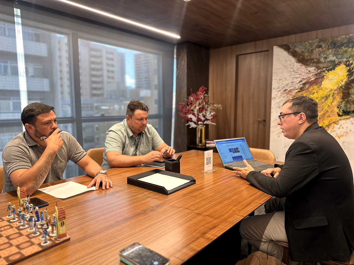 Reunião estratégica Triweb Digital com clientes